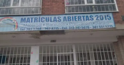 LICEO PSICOPEDAGOGICO HUELLITAS DE AMOR LICEO PSICOPEDAGOGICO HUELLITAS DE AMOR